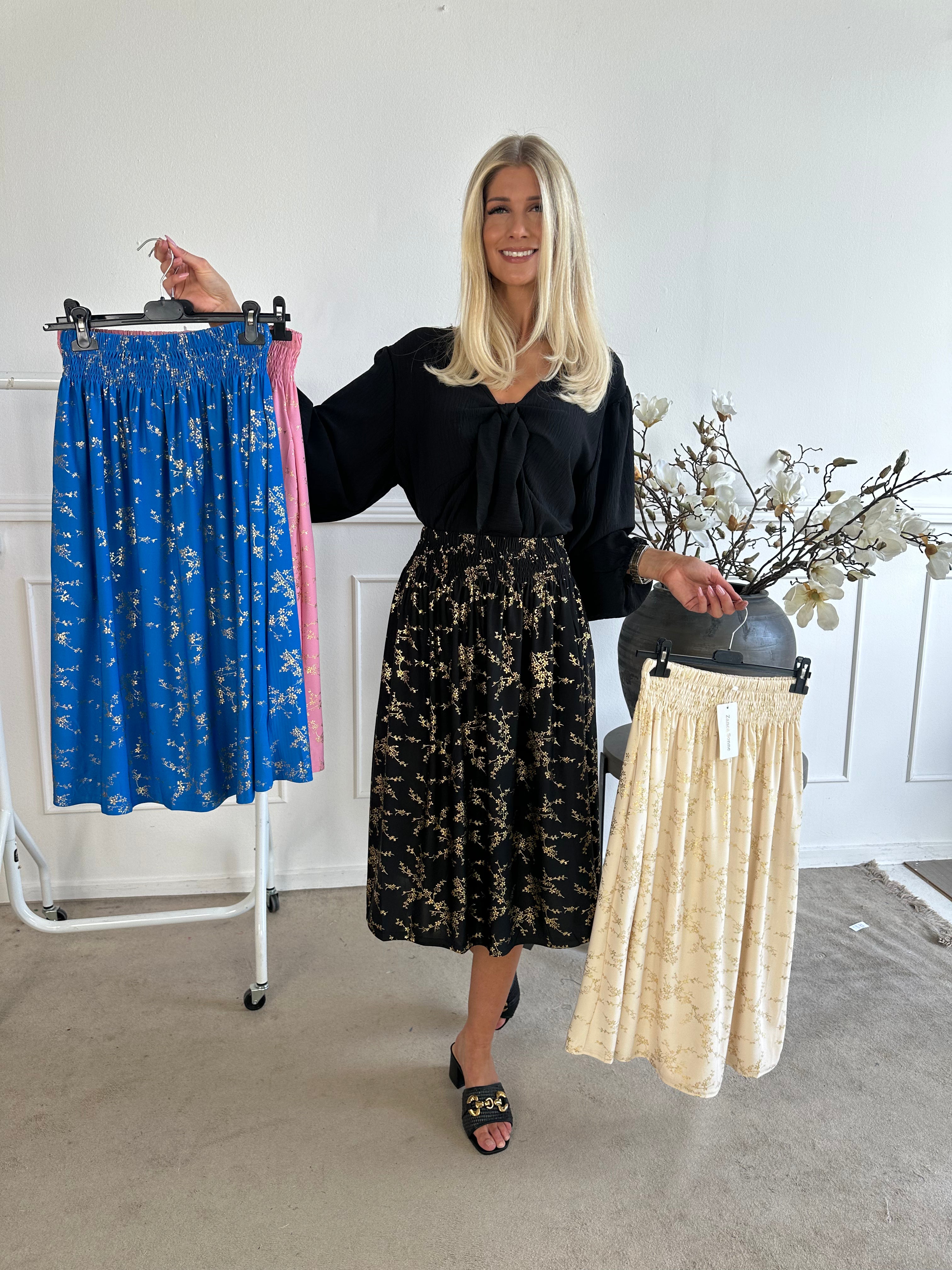 Pams Gold Midi Skirt - Nederdel i stretchy stof med lommer